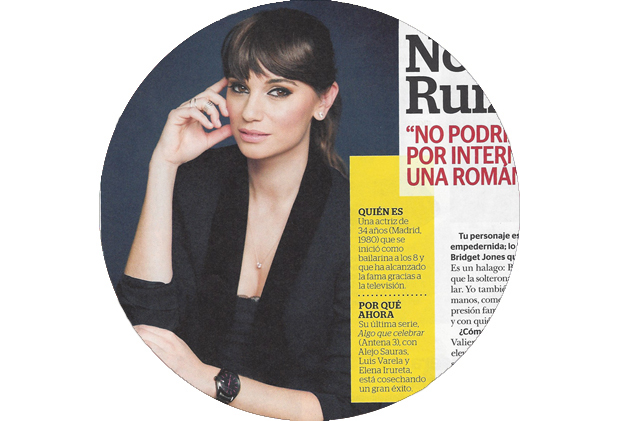 Nuestra amiga y Actriz Española @normaruiz guapisima en la #revistamia , con su reloj SHIBUYA black de @araratjoyas